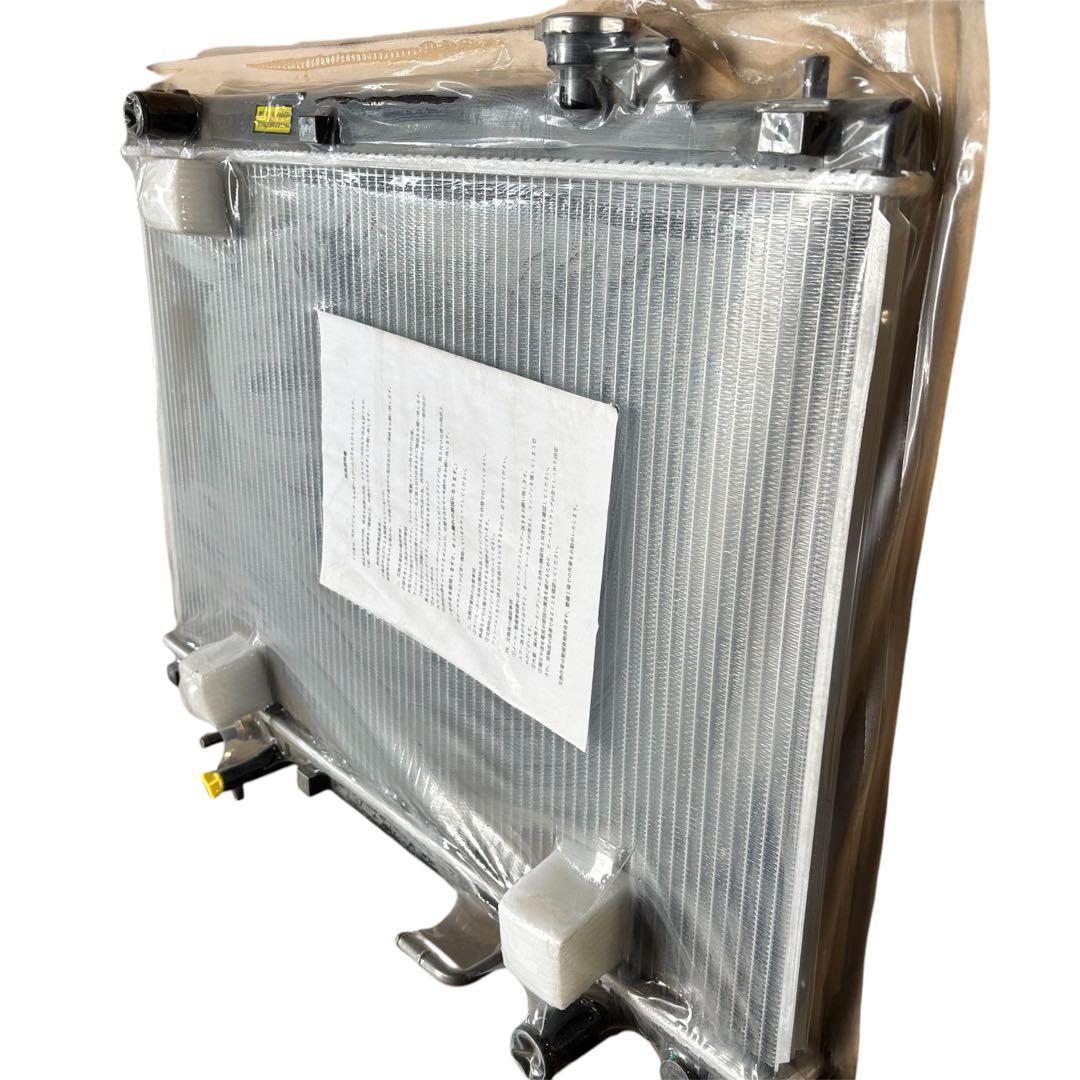 【未使用】TOYOTA クルーガー TA-ACU25W ラジエーター