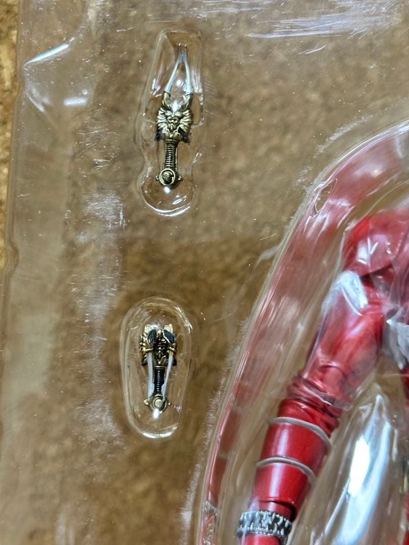 メディコム　1/6サイズ　仮面ライダー響鬼　紅