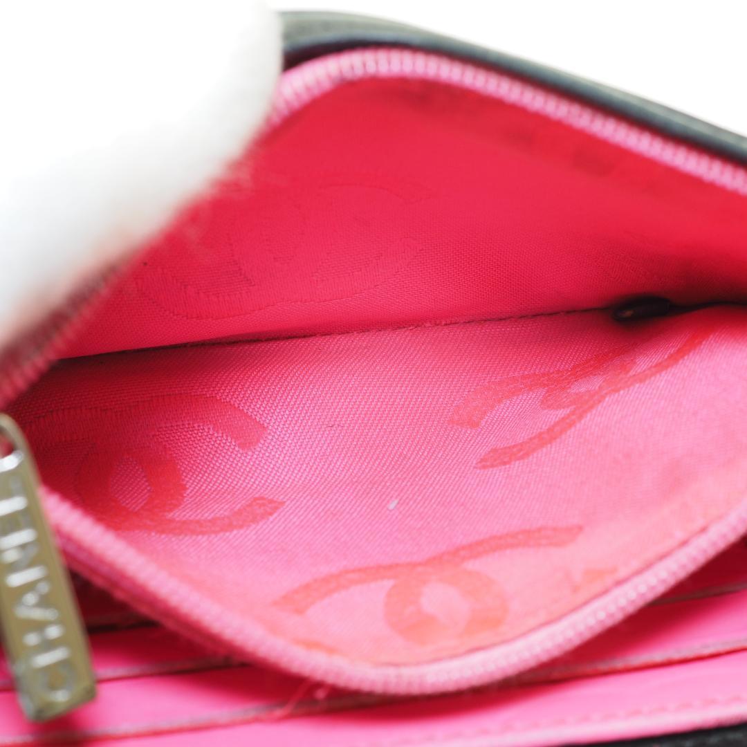 CHANEL シャネル カンボンライン 二つ折り財布 黒×ピンク