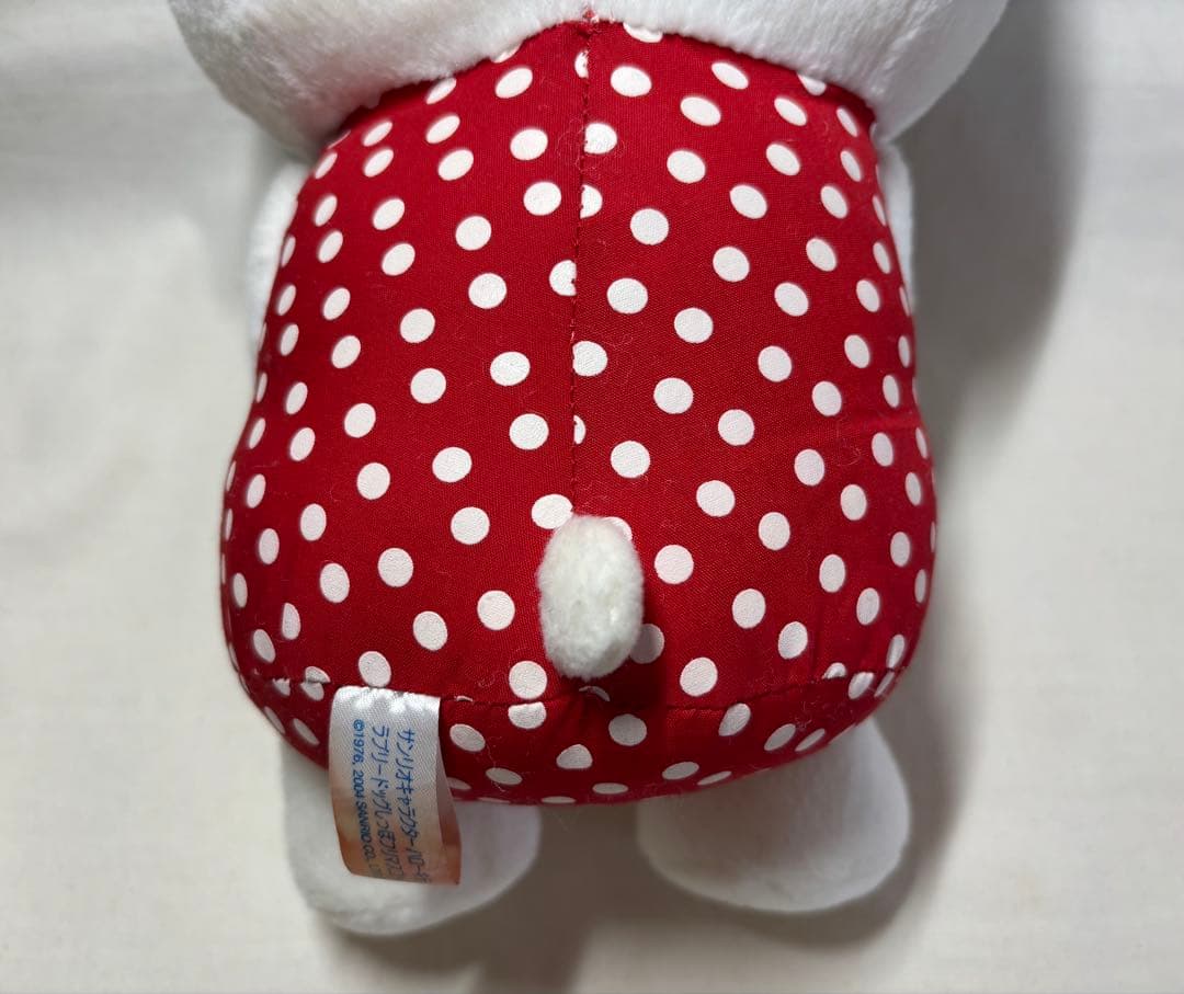 ラブリードッグしっぽフリマスコット ハローキティ サンリオ ぬいぐるみ