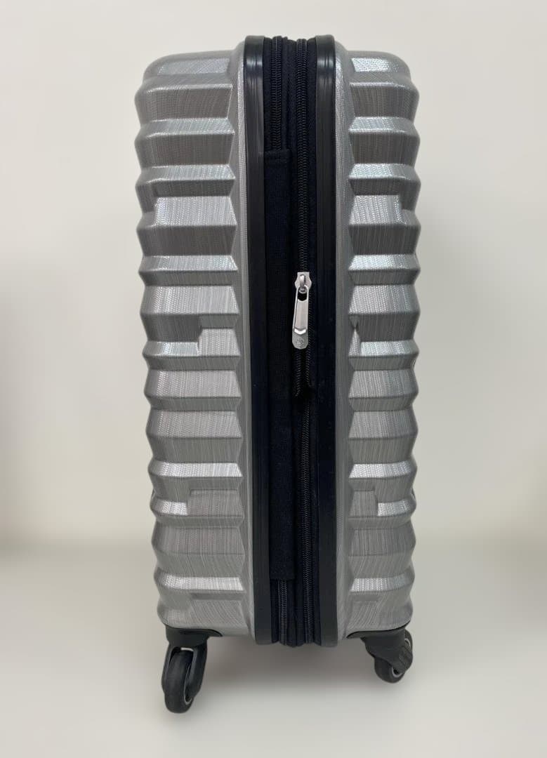 サムソナイト ジッププラス スーツケース 機内持ち込みサイズ シルバー