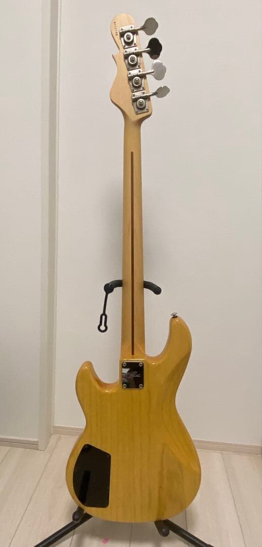 G&L L2000 tribute custom フレットレス