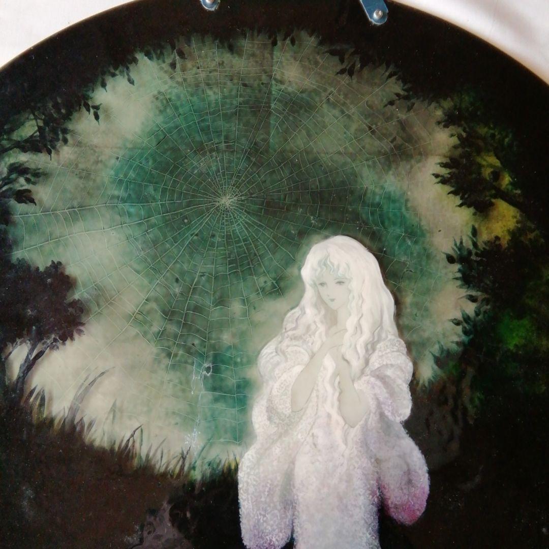 ガラスの壁掛け