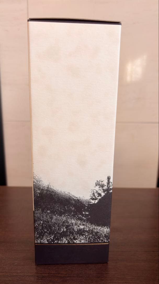 Story of the Distillery 2025 山崎2024白州各1本