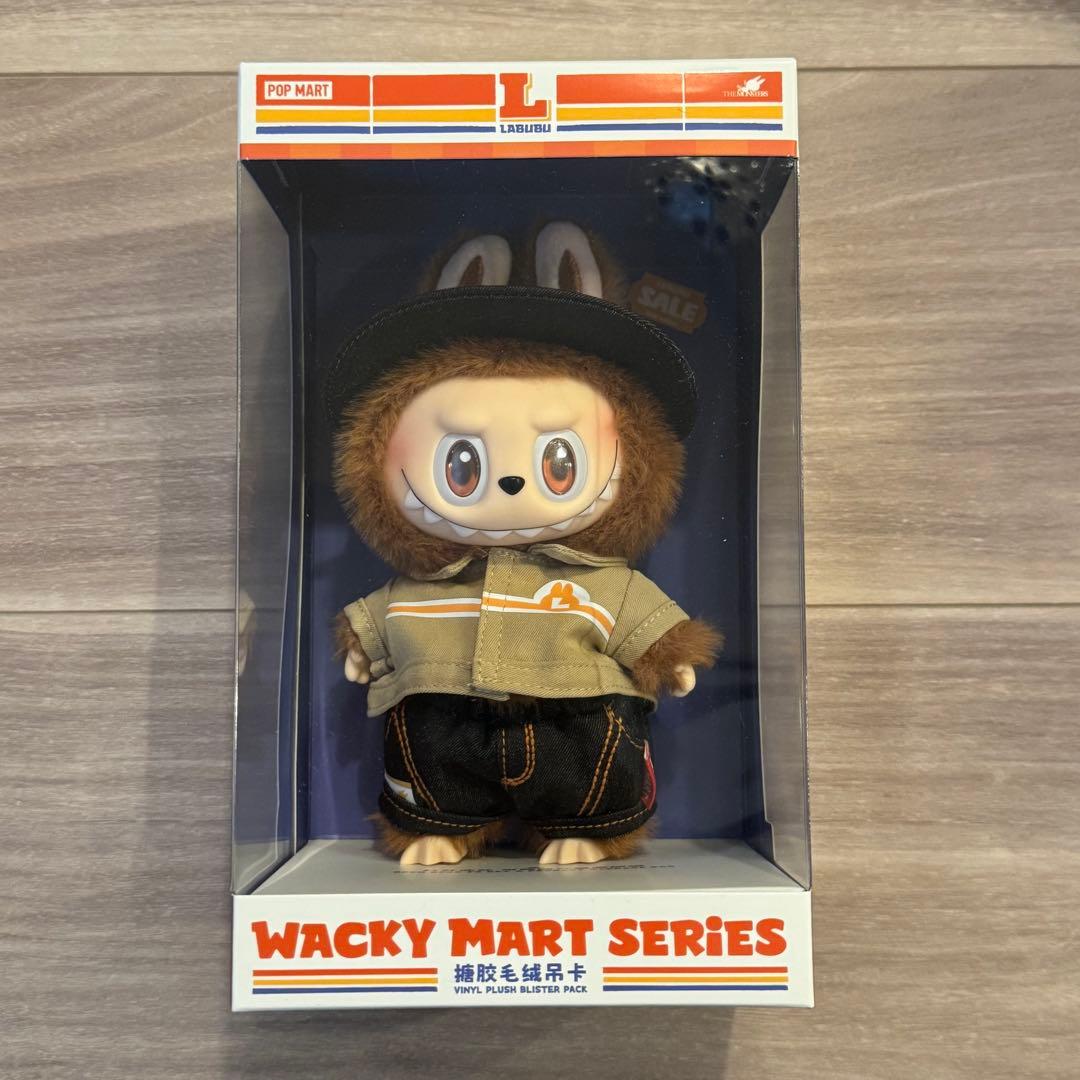 ソラマチ ラブブ Wacky Mart ペンダント　店員 POPMART