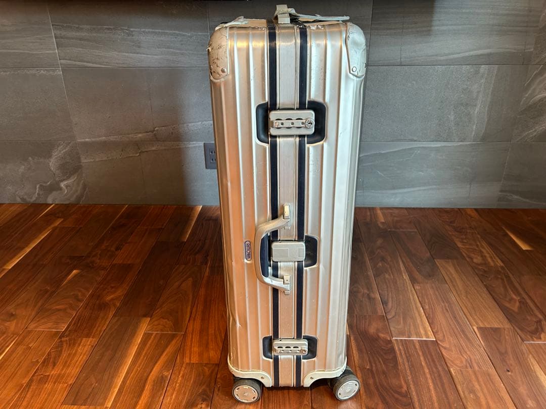 リモワ　RIMOWA トパーズ　アルミ製 シルバーキャリーケース 大型