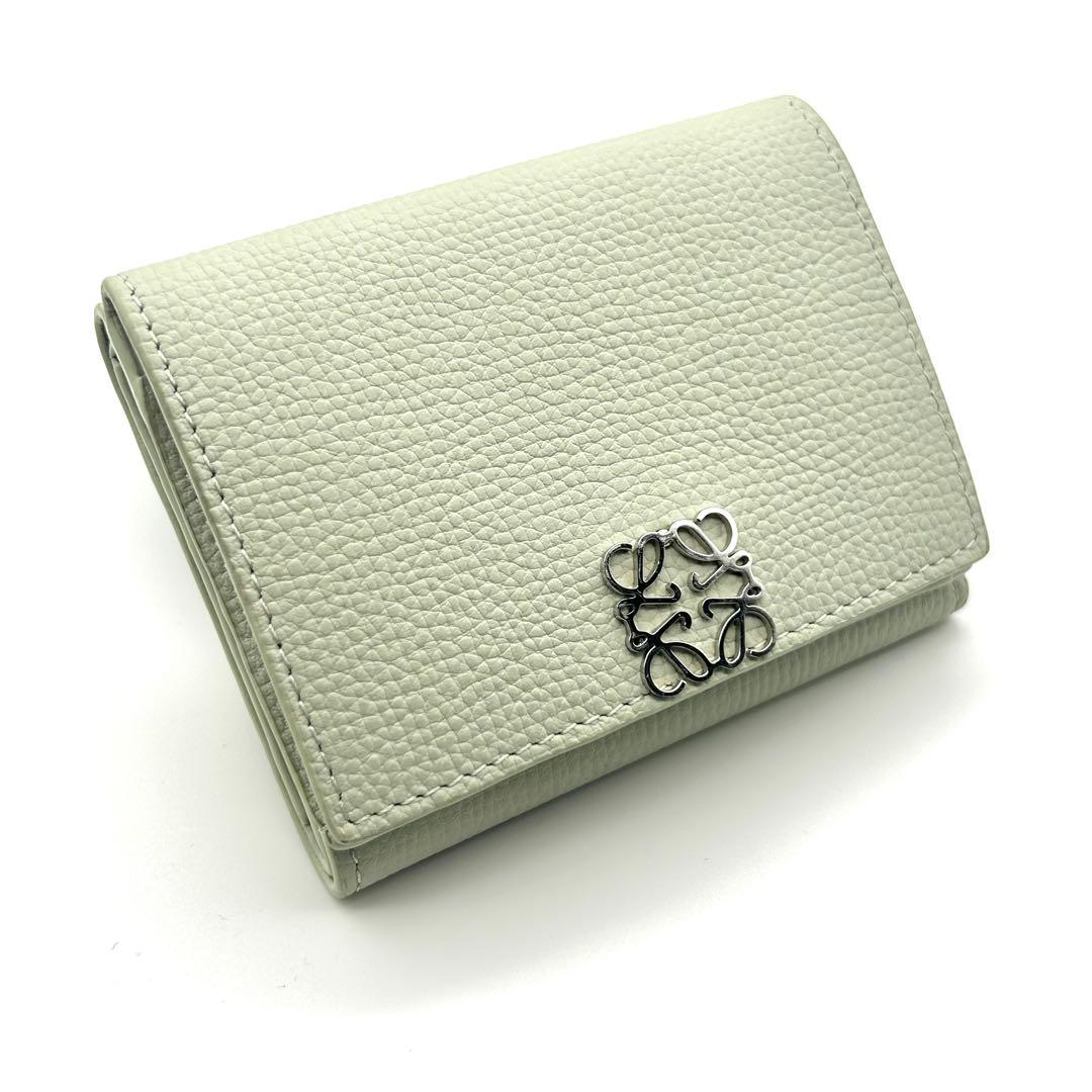 【ぷーちゃん】 ロエベ アナグラム トライフォールド ウォレット