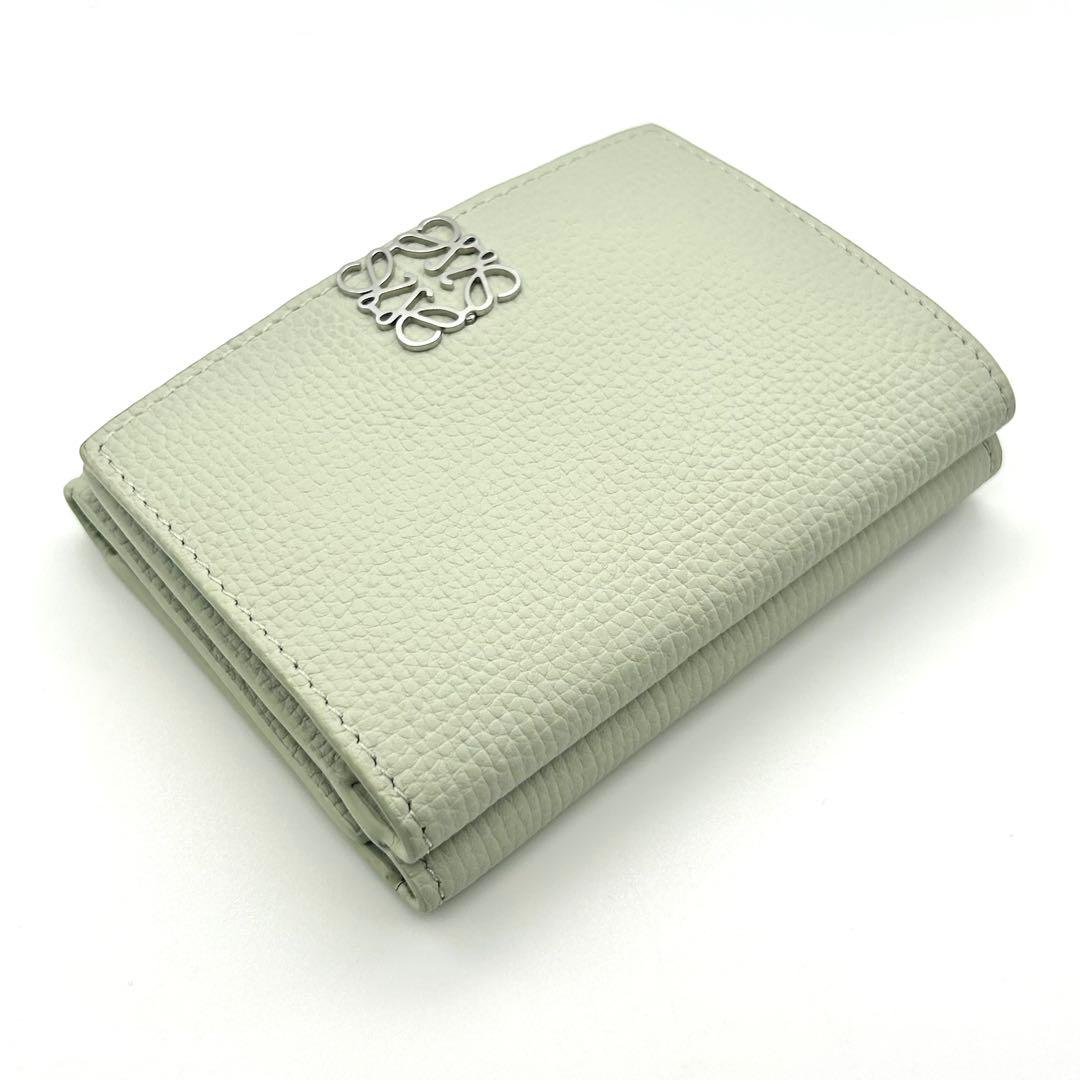 【ぷーちゃん】 ロエベ アナグラム トライフォールド ウォレット