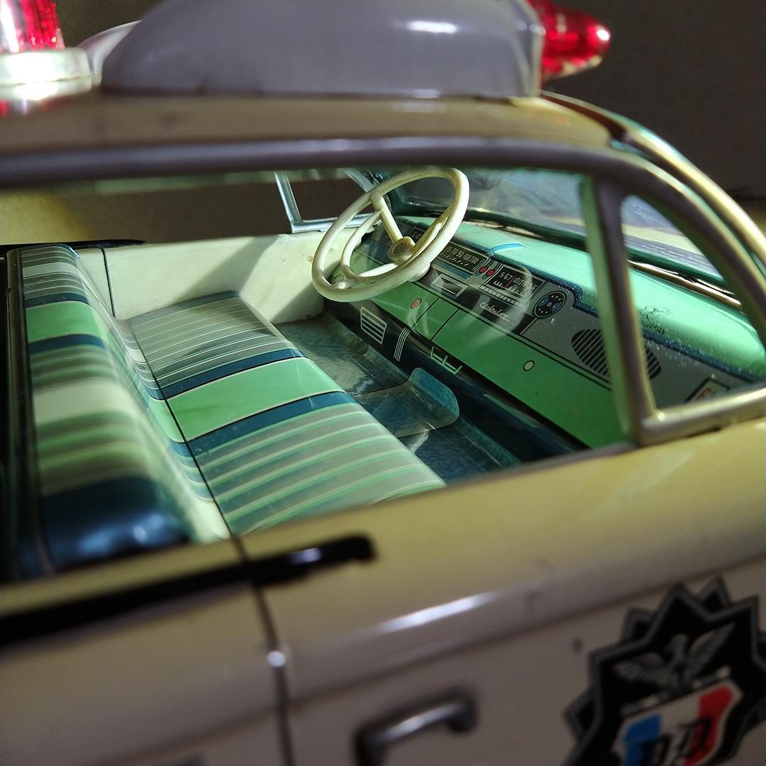 E*S様 ヨネザワ キャデラック パトカー ブリキ