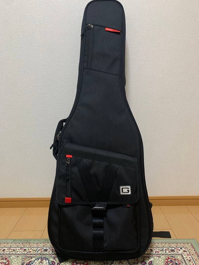 Fender player strat バタークリーム　セミハードケース付き