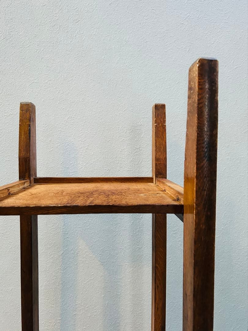 【ヴィンテージ感漂う】木製サイドテーブル｜引き出し付き｜USA風インテリア