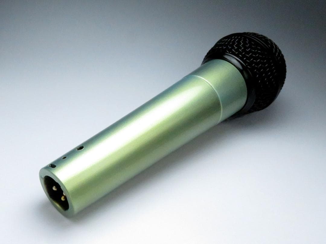 ② ベリンガー カスタム ペイント XM8500 ボーカル ダイナミック マイク