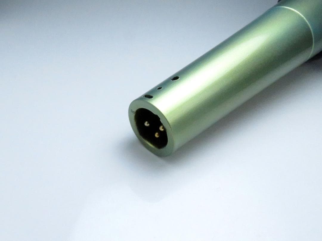 ② ベリンガー カスタム ペイント XM8500 ボーカル ダイナミック マイク