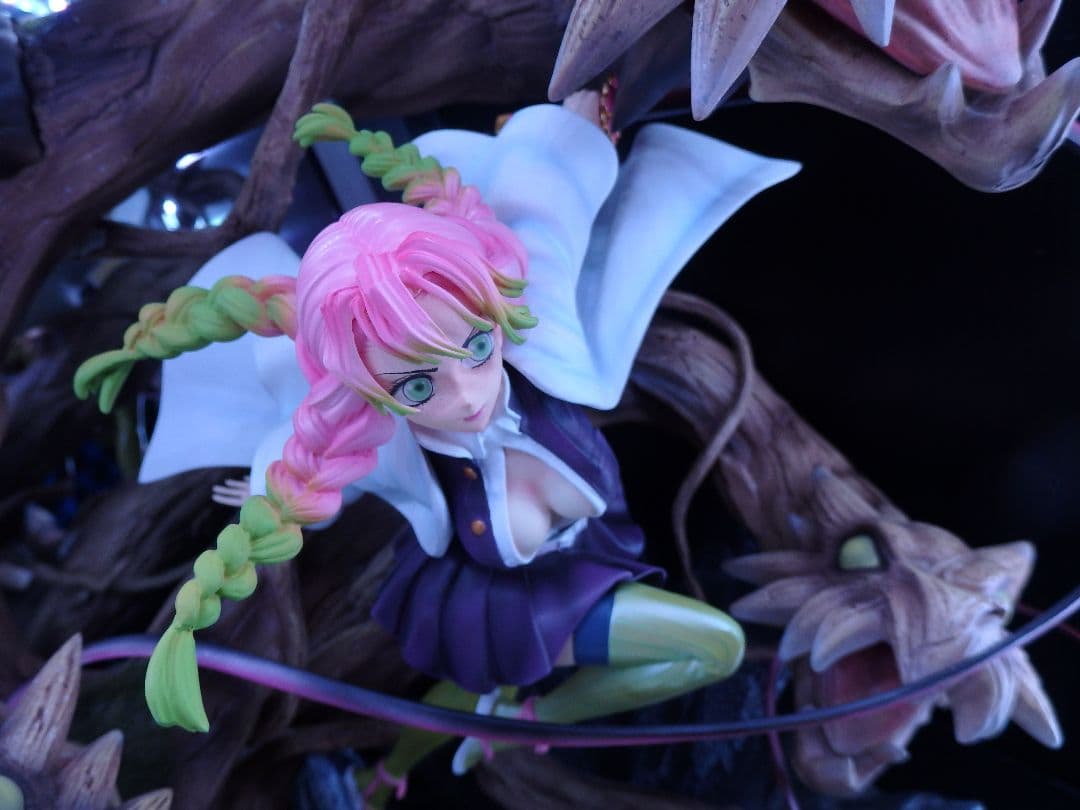 鬼滅の刃 　甘露寺蜜璃 恋柱 　フィギュア ガレージキット