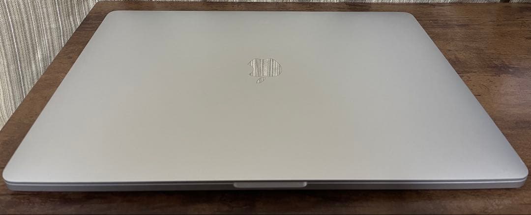 美品MacBook Pro 16インチ TouchBar付き