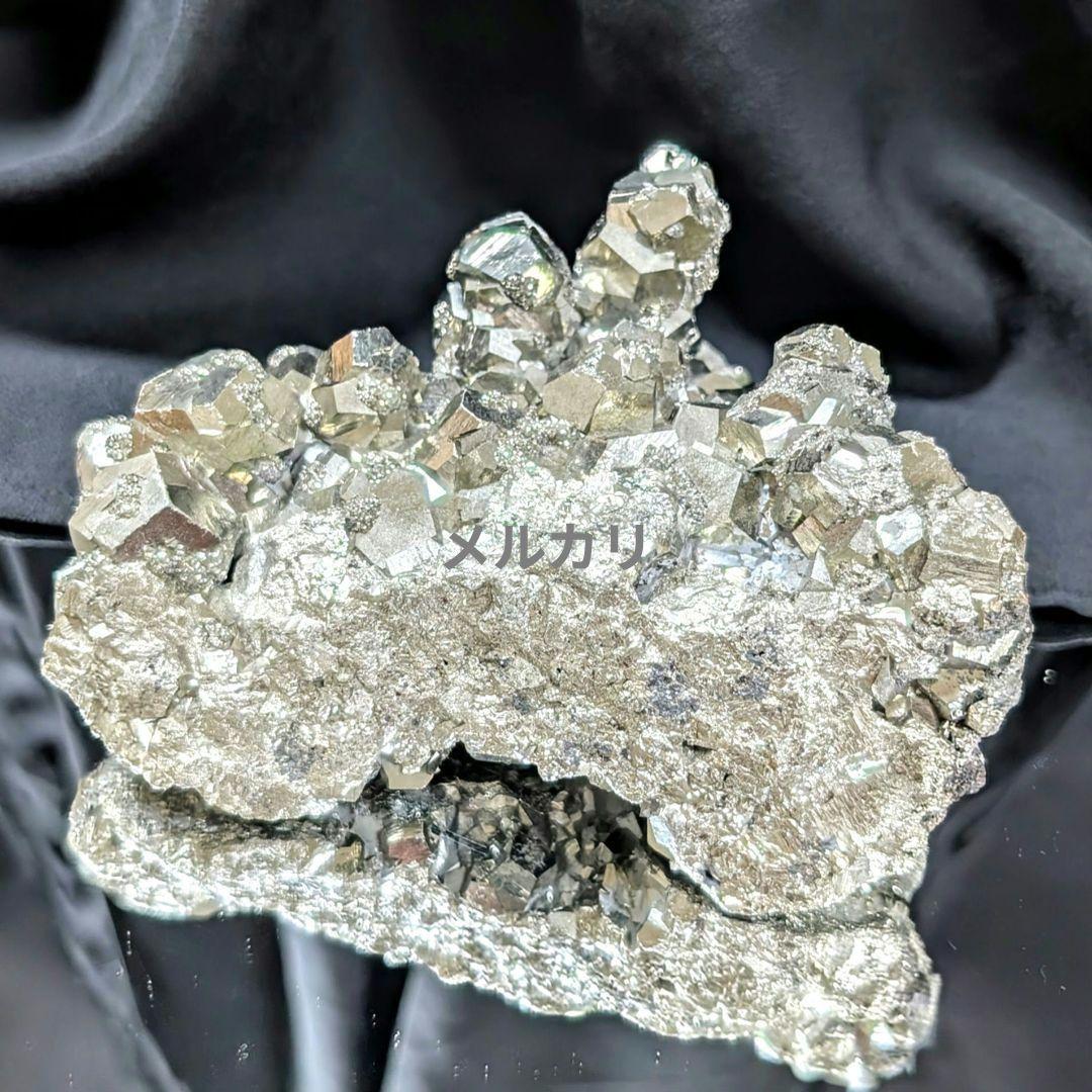 パイライト クラスター