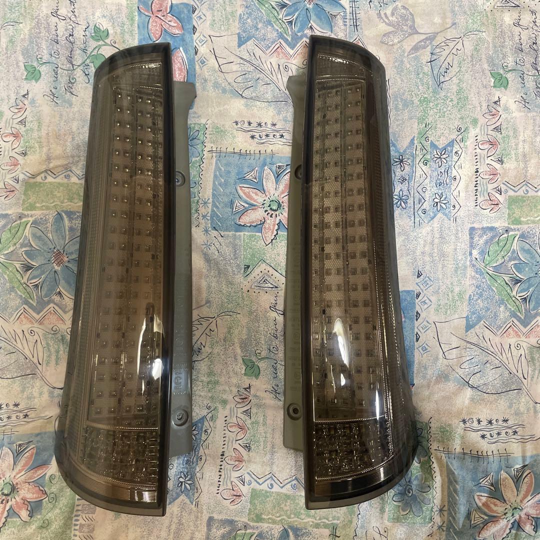 美品‼️ステラファイブ　スモークLED テール　ルークス、パレット