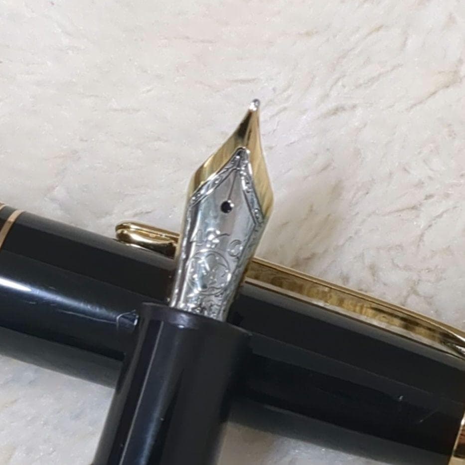 モンブラン 万年筆 4810 マイスターシュティック ペン先14K