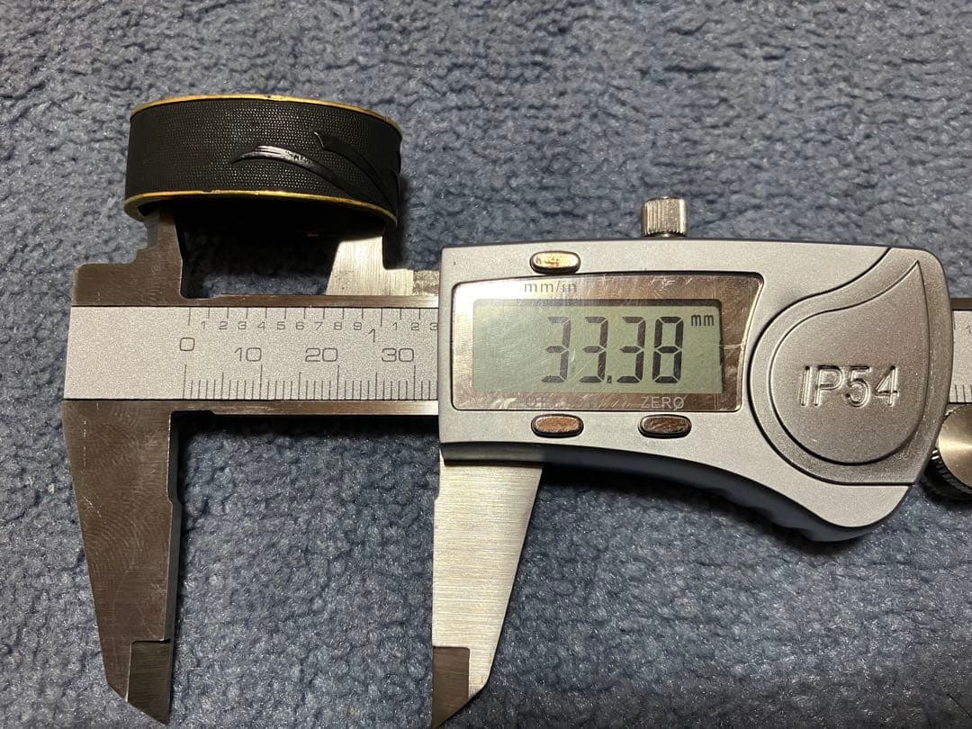 縁頭　魚子地　現代物