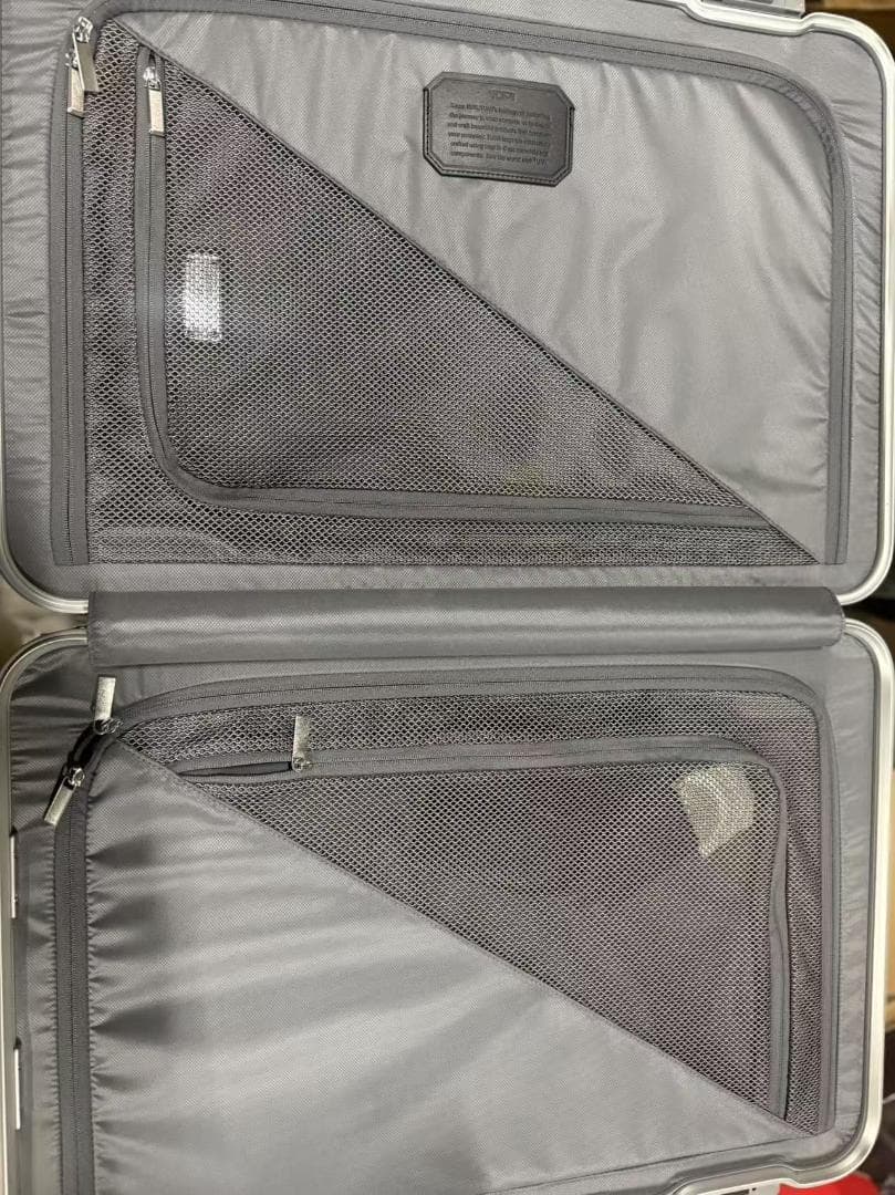 TUMI 19DEGREE アルミニウムキャリーケース 55L