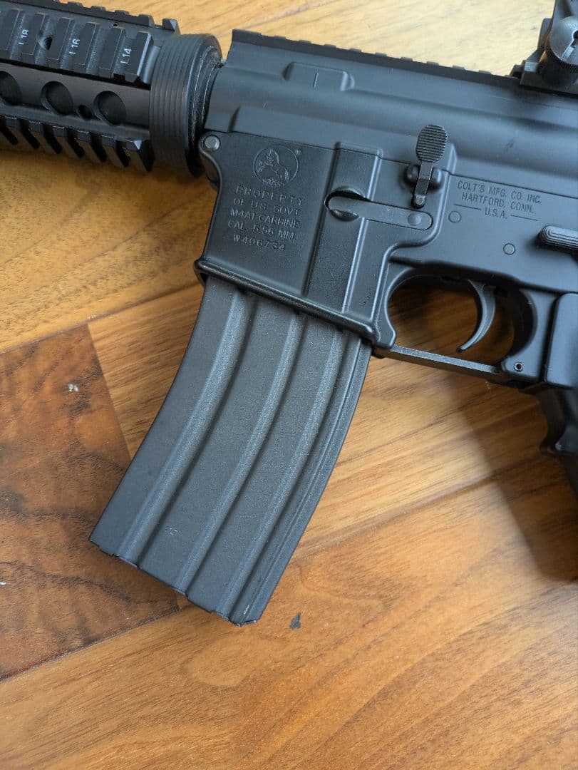 東京マルイ　次世代電動ガン　CQB-R　ブラックモデル