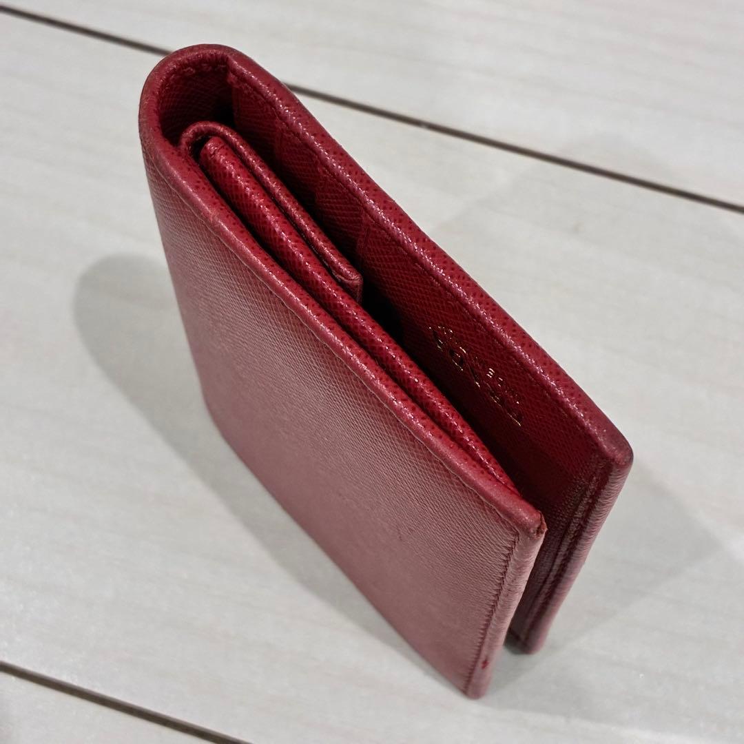 PRADA サフィアーノレザー 二つ折り財布 マルチカラー 赤