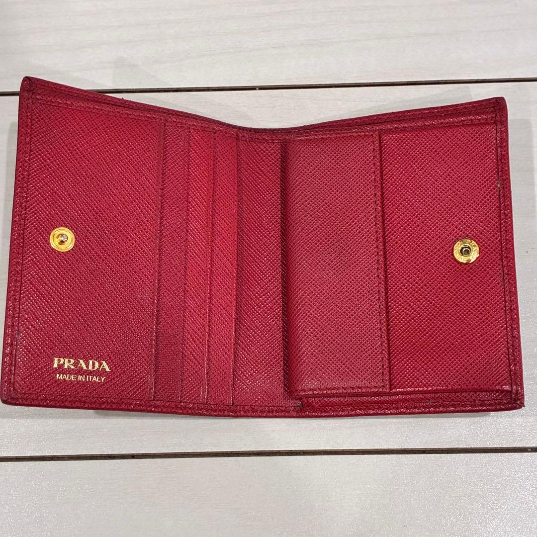 PRADA サフィアーノレザー 二つ折り財布 マルチカラー 赤