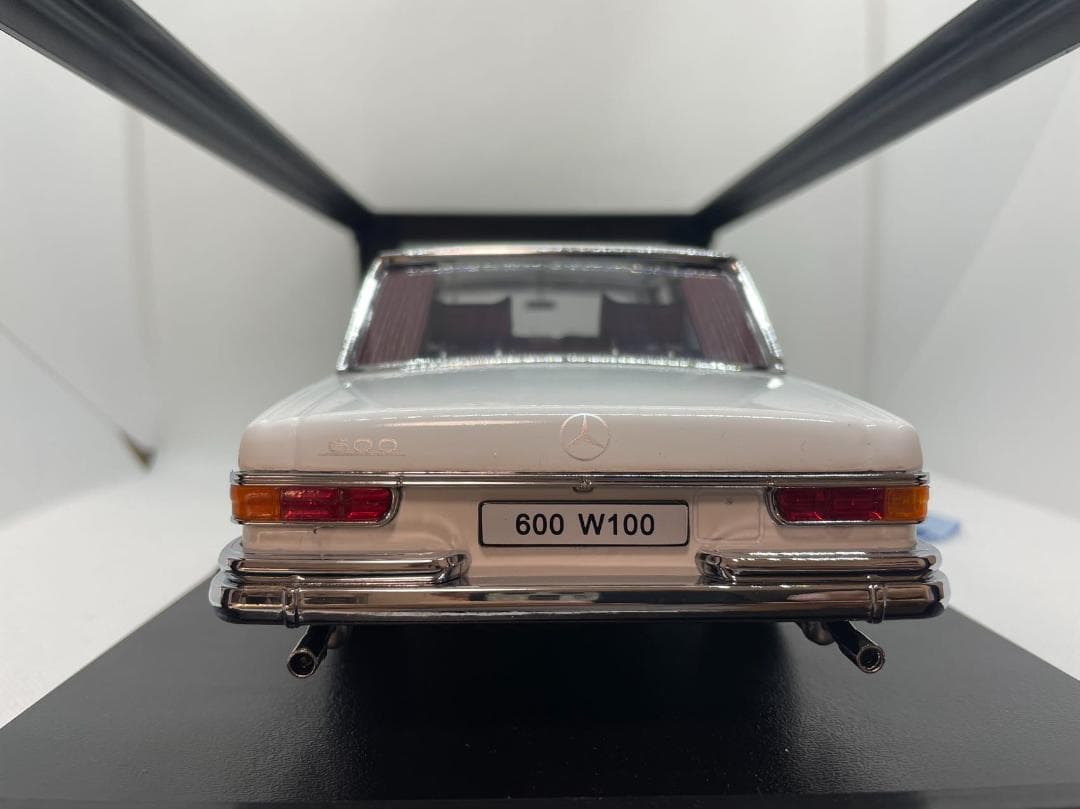 101-017 KK 1/18 メルセデスベンツ プルマン 600 W100