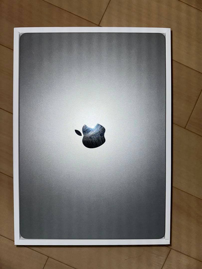 Apple MacBook Air M2 シルバー 本体　256gb 8gb