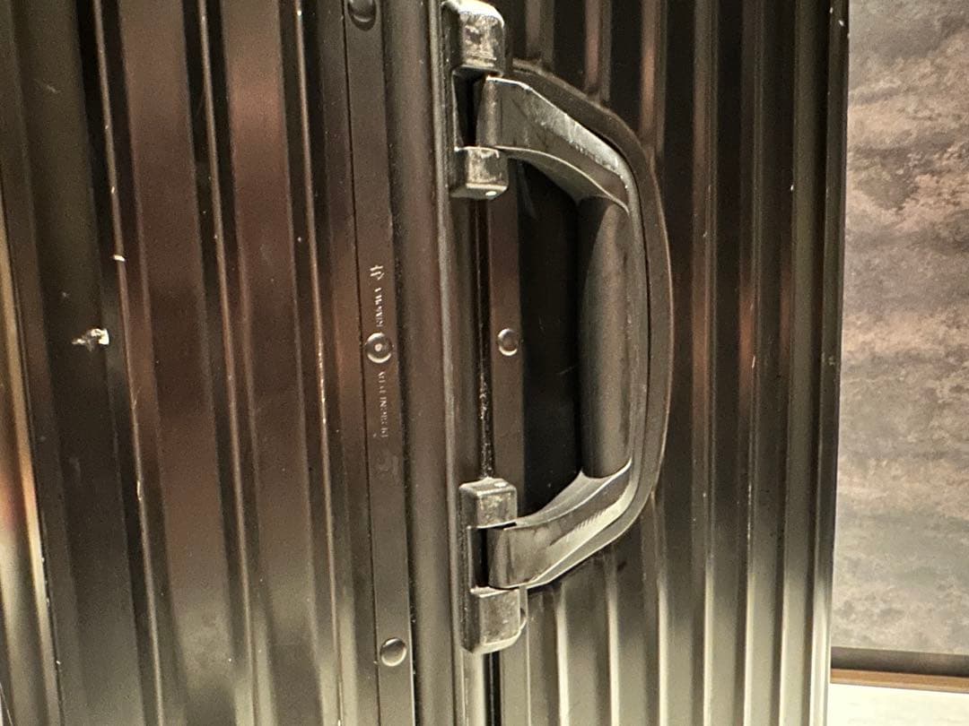 リモワRIMOWA オリジナル Trunk Plus (黒)