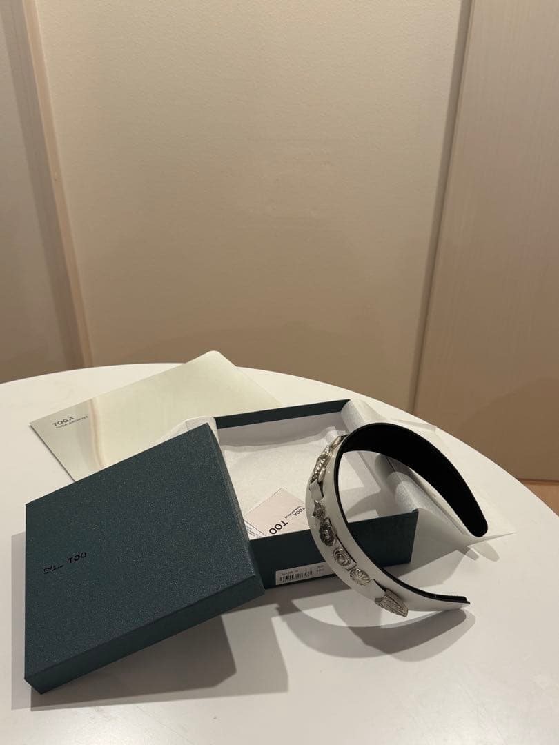ヘアアクセサリー Toga leather hair band2 White