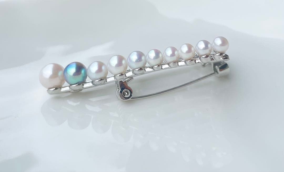 あこや真珠 極上本真珠 虹色ブローチ マルチカラー 音楽会 卒業入学式 月の竪琴