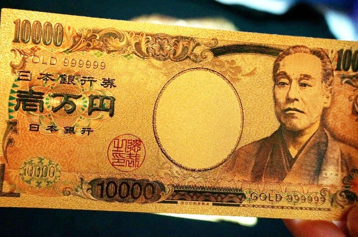 茂野ひとシーク様 【700枚セット】送料無料！　金の一万円札２４ｋフリーメイソン