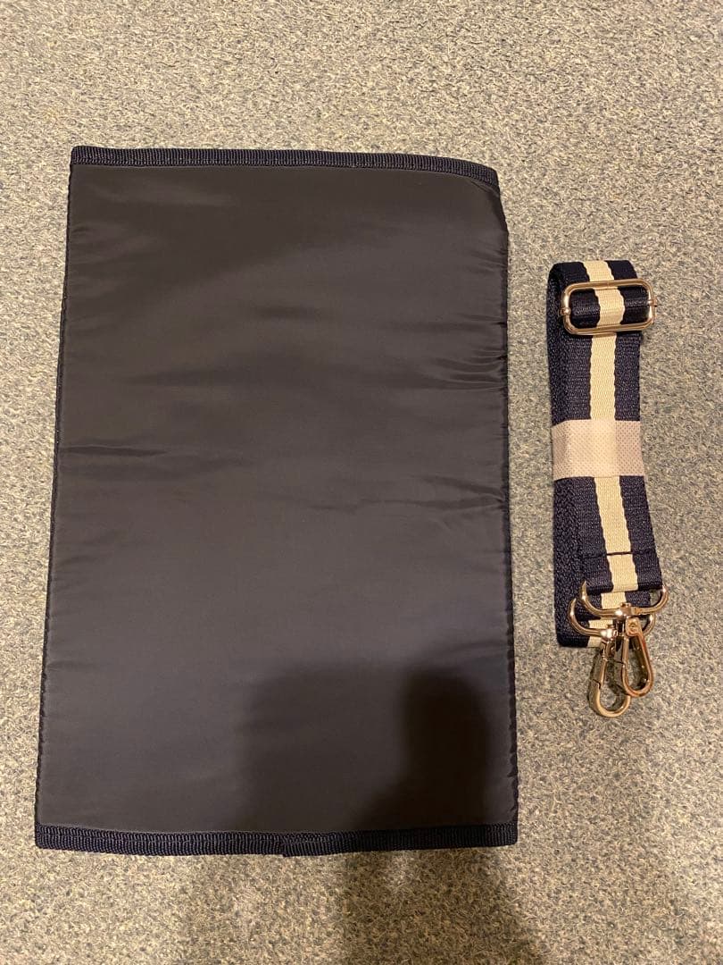 【みっそ】THEA THEA ネイビーリュックサック