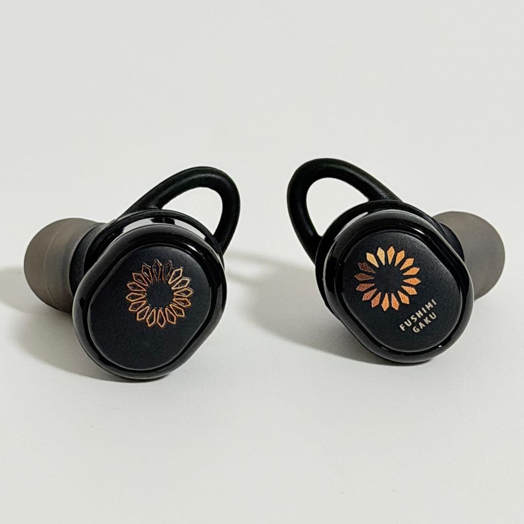 伏見ガク ONKYOコラボ イヤホン