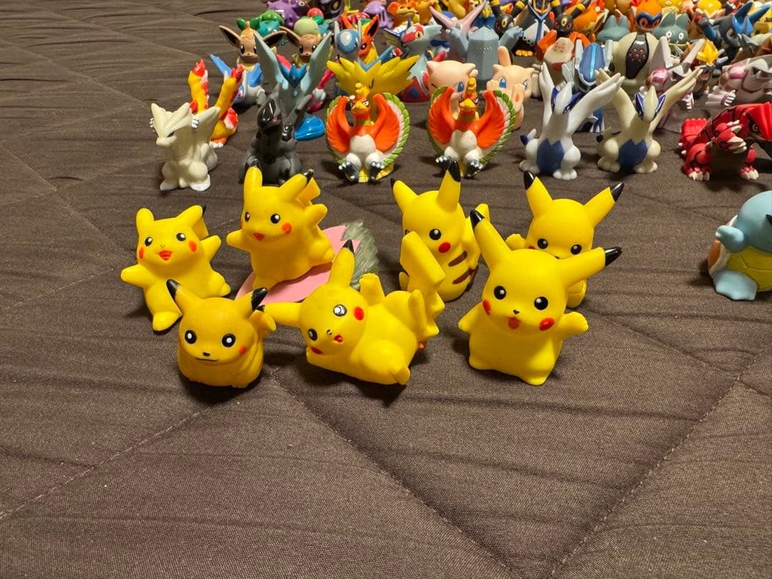 ポケモンキッズ　まとめ売り　400個以上　色違い　クリア　指人形