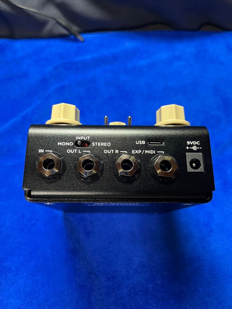 れる  Strymon FLINT V2