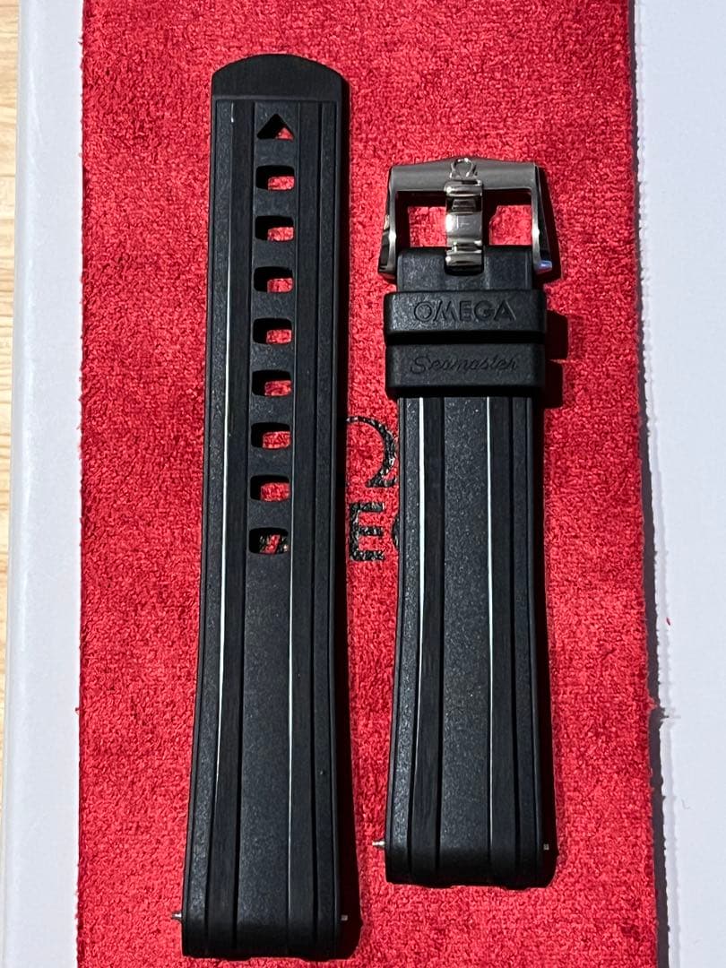 OMEGA シーマスター300M ラバーベルト ブラック【週末値下げ】