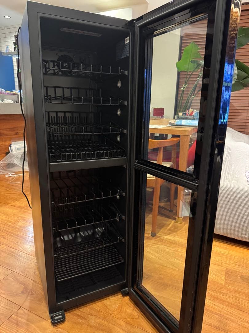 フォルスタージャパン 2温度34本収納 ノンフロンワインセラー FJN-105G