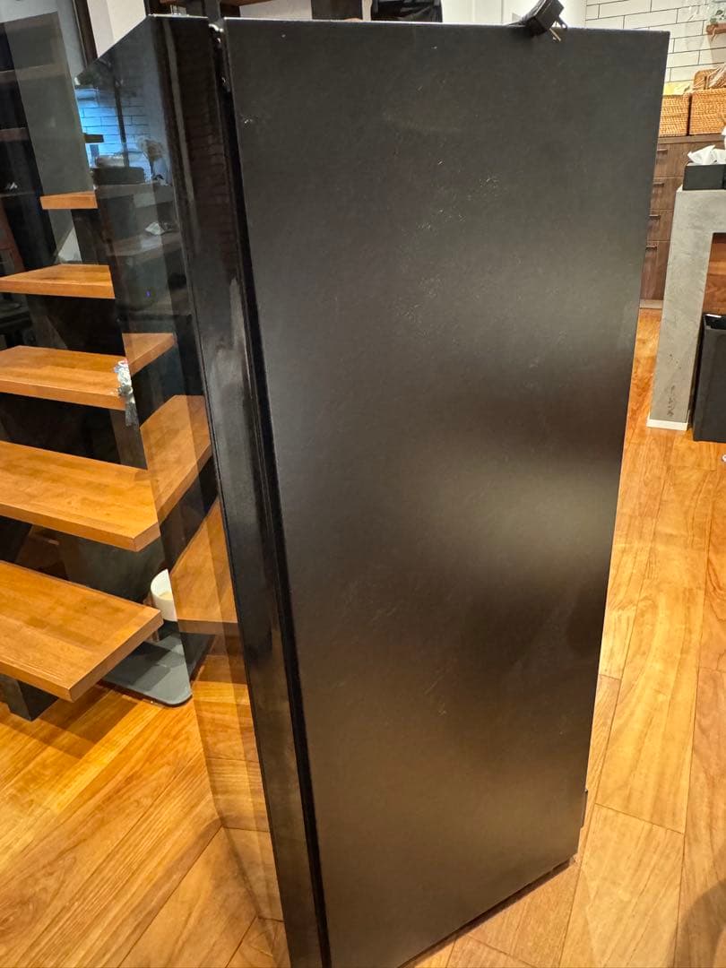 フォルスタージャパン 2温度34本収納 ノンフロンワインセラー FJN-105G