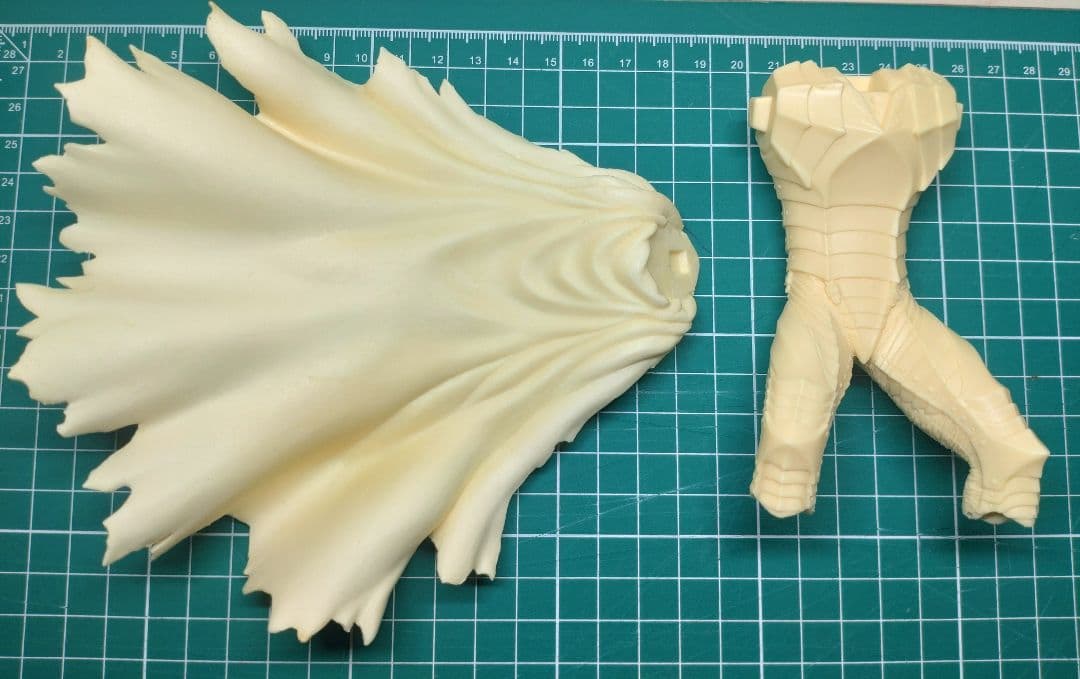 【現状品】 HEADLONG 1/10スケール 狂戦士の甲冑 ガレージキット