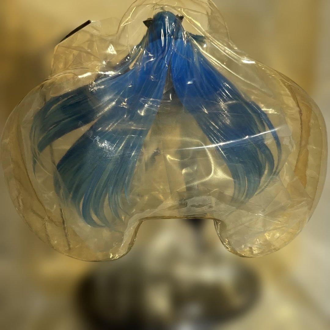 Vivid Blue フィギュア Griffon Enterprises