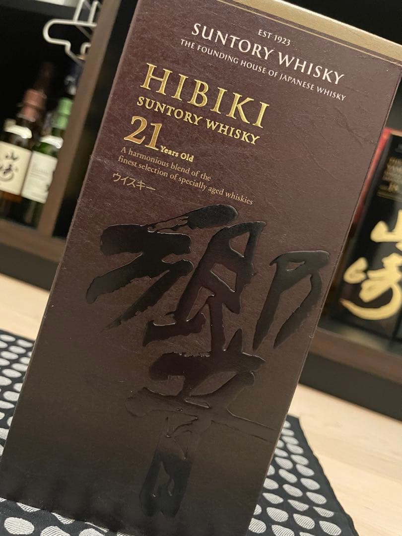 SUNTORY 響21年　 ウイスキー 750ml