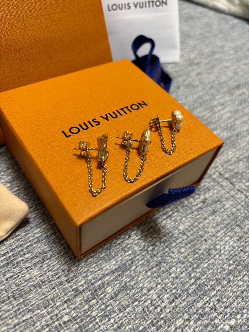 LOUIS VUITTON ルイヴィトン ゴールド ピアス 2025/SS