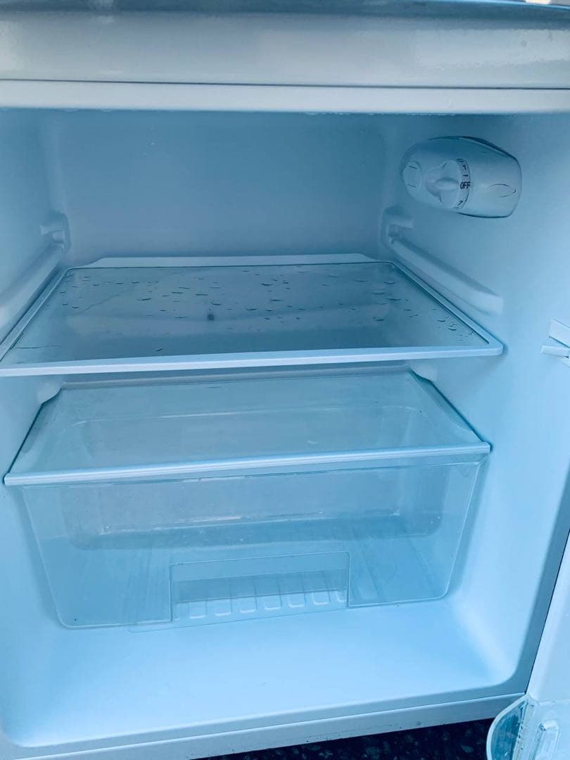 送料設置無料　A-Stage ノンフロン冷凍冷蔵ARM-90L02BK