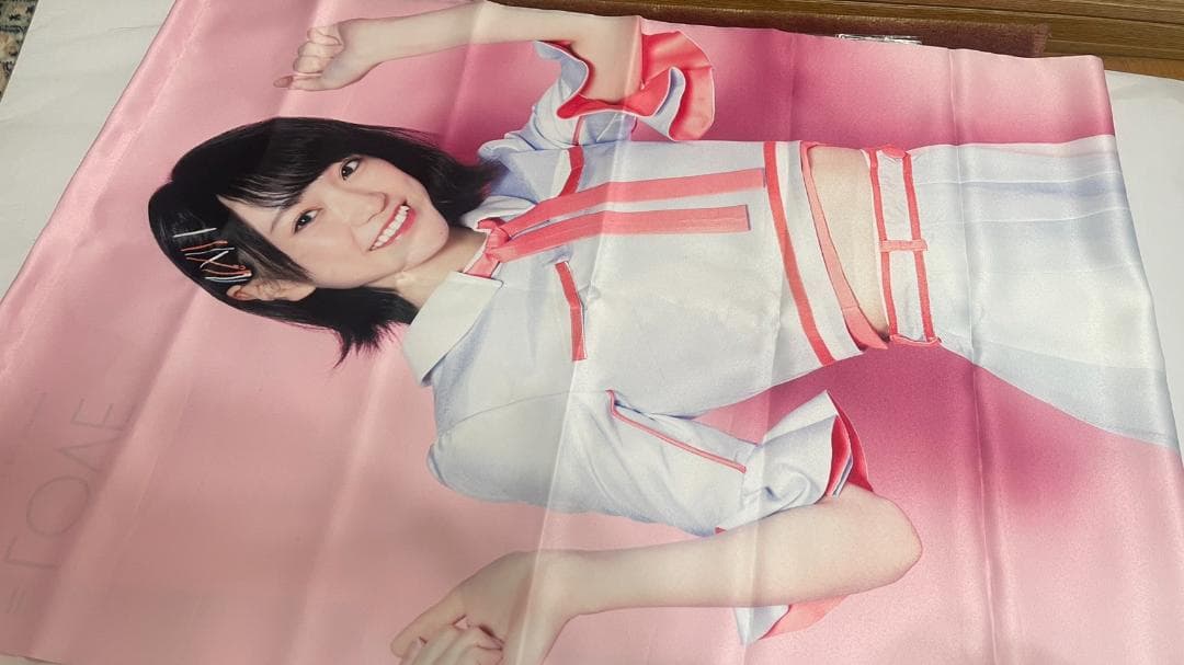 ＝LOVE　イコラブ 　野口衣織　等身大タペストリー　DMM　24時間価格