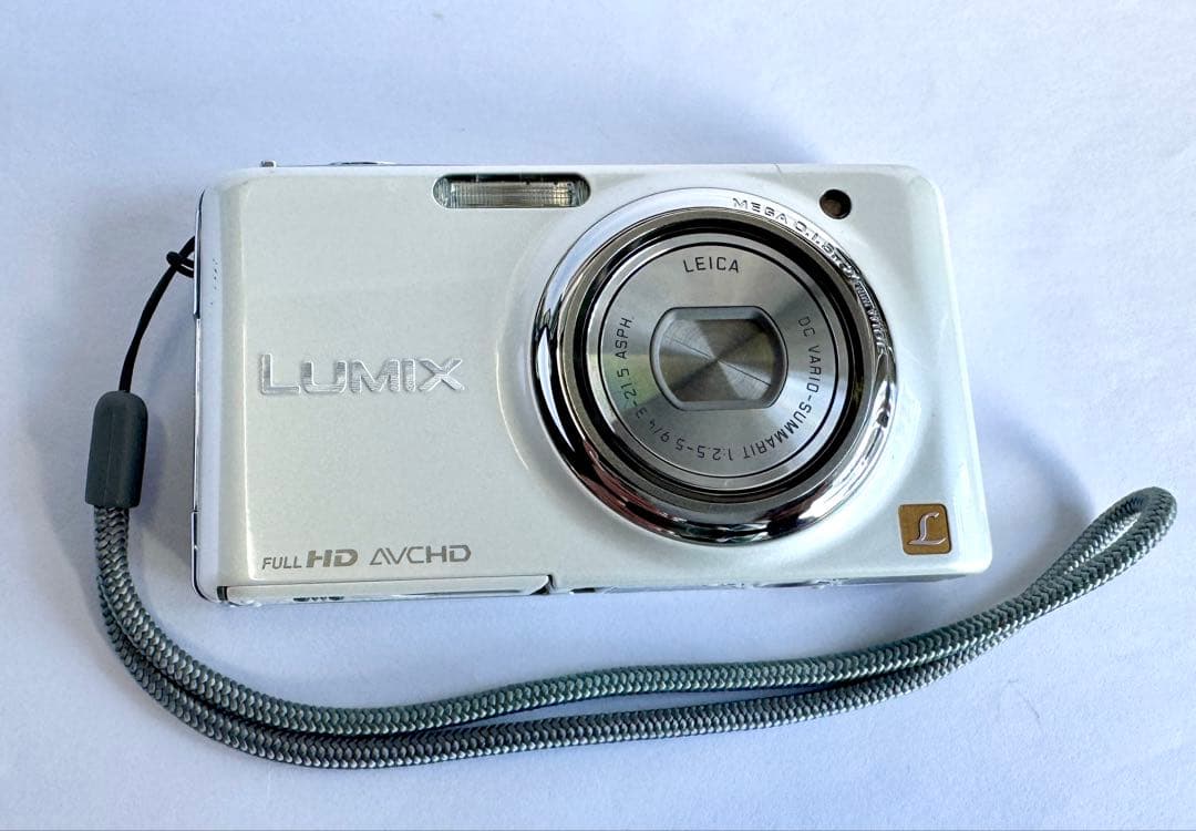 パナソニック LUMIX DMC-FX77 デジカメ ケースバッテリー充電器付き