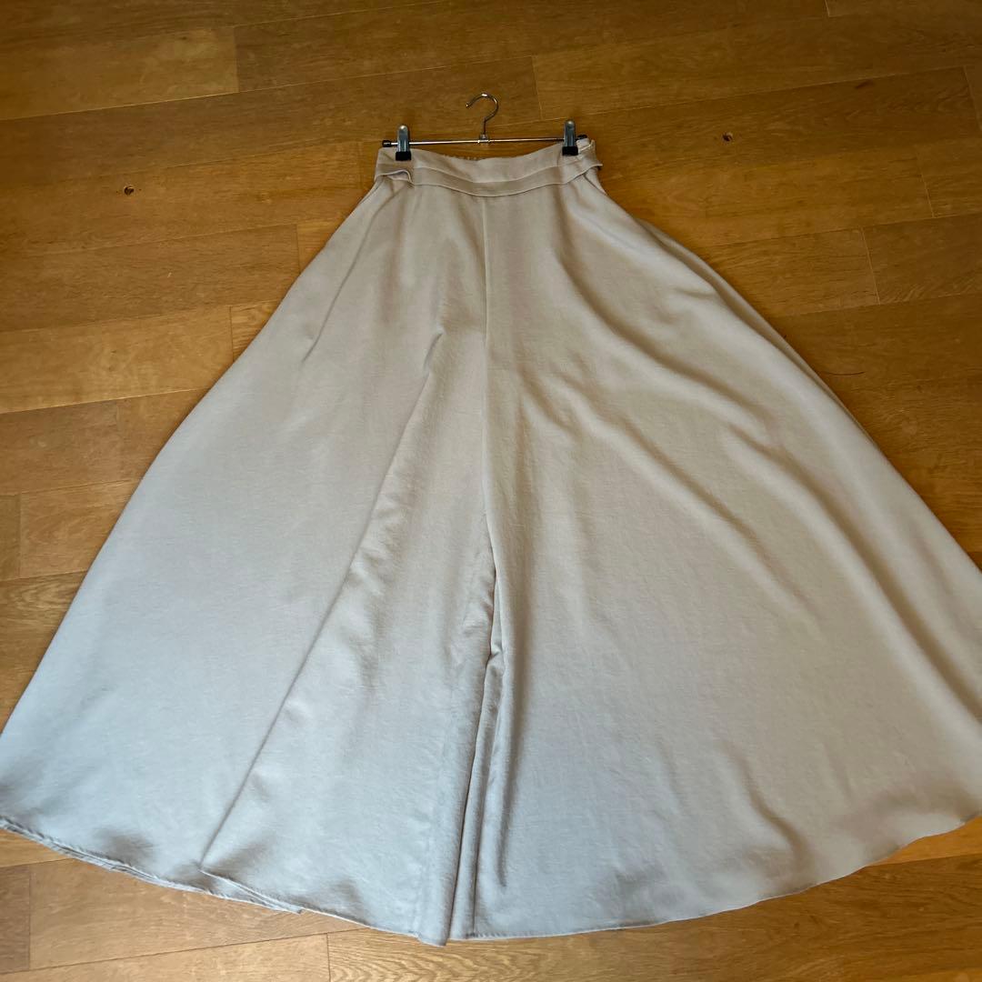 ベージュ Nala Mermaid swim pants M ナラ マーメイド