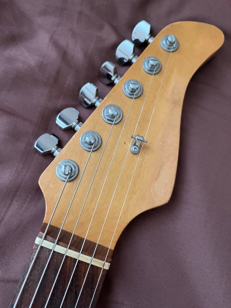 【調整済】fernandes LE-2 国産　ストラト　エレキギター　カスタム多