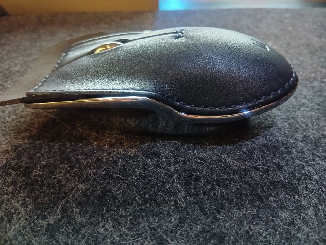 LUNAR ARTEFACTS ・LONDON 高級マウス 交換用トップス付き